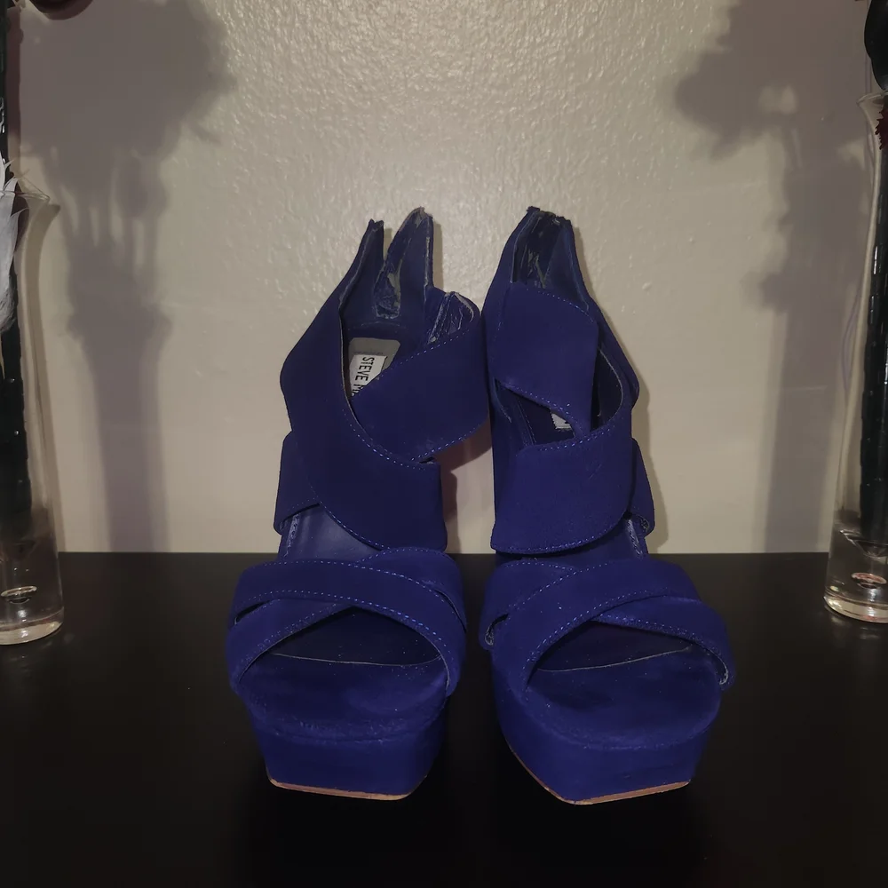 Steve Madden Cobalt Blue Suede Platform Heels
